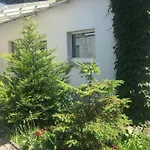 Kleines Haeuschen Am Garten In Darmstadt